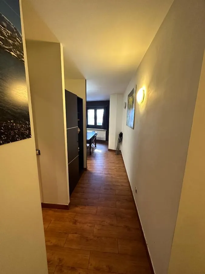 Apartaments Engait Pas De La Casa Apartment